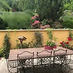 Le Chant Des Oiseaux - Au Pied De La Voie Cyclable Crevechamps