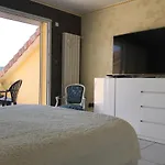 Le Chant Des Oiseaux - Au Pied De La Voie Cyclable Homestay