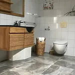 Le Chant Des Oiseaux - Au Pied De La Voie Cyclable Crevechamps