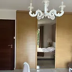 Le Chant Des Oiseaux - Au Pied De La Voie Cyclable Crevechamps