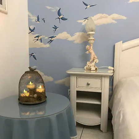 Le Chant Des Oiseaux - Au Pied De La Voie Cyclable *