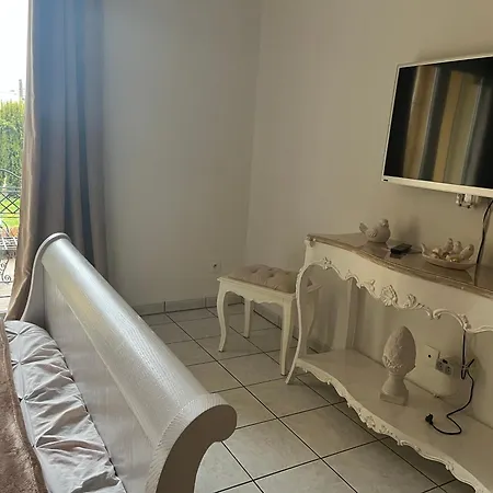 Le Chant Des Oiseaux - Au Pied De La Voie Cyclable Homestay *