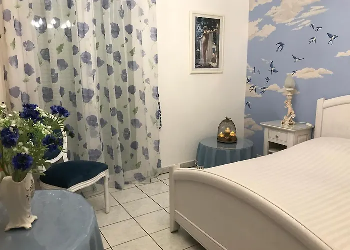 Le Chant Des Oiseaux - Au Pied De La Voie Cyclable *