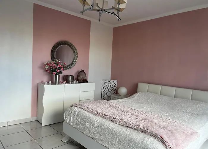 Le Chant Des Oiseaux - Au Pied De La Voie Cyclable Homestay Crevechamps