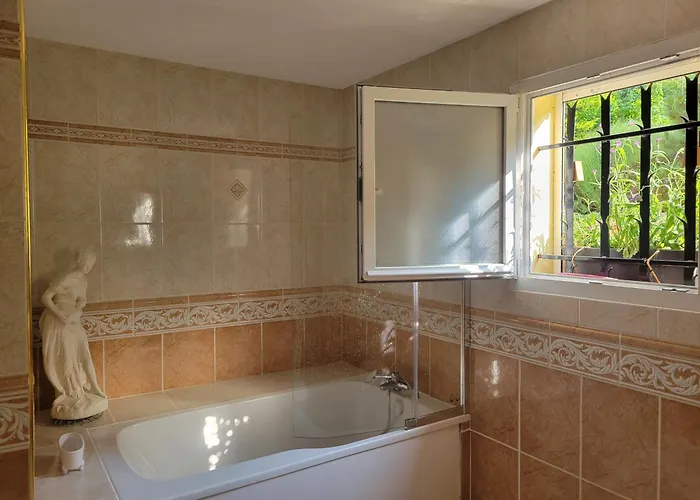 Le Chant Des Oiseaux - Au Pied De La Voie Cyclable Quarto em Acomodações Particulares Crevechamps